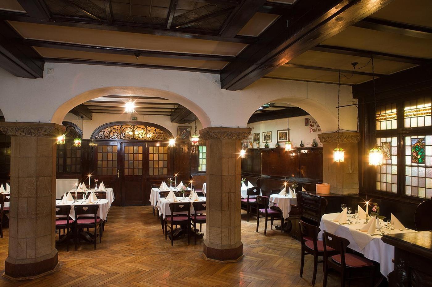 Hotel Altdeutsche Weinstuben Freyburg Buitenkant foto